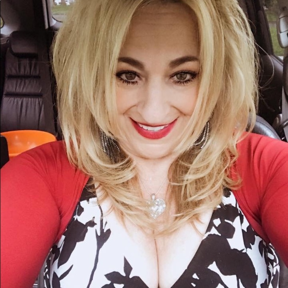 Meet your Posher, Paige